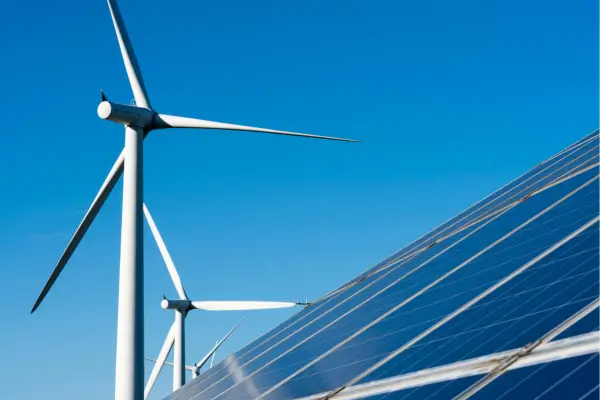 Energia Solar vs. Eólica – Qual é a Melhor Opção para seu Sistema Off-Grid?